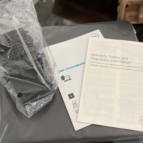 Dell Chromebook - Picture 4 of 4